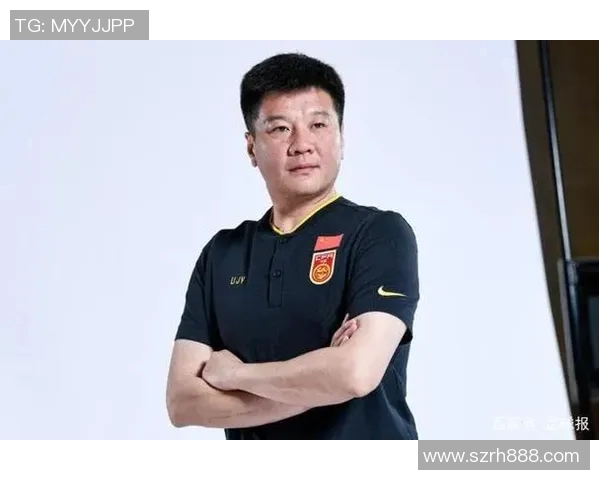 中国足球二十年回顾与展望：从辉煌到低谷再到重生的历程与启示