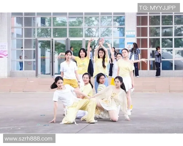 中国篮球明星女孩的魅力与奋斗历程展现青春活力与梦想追逐
